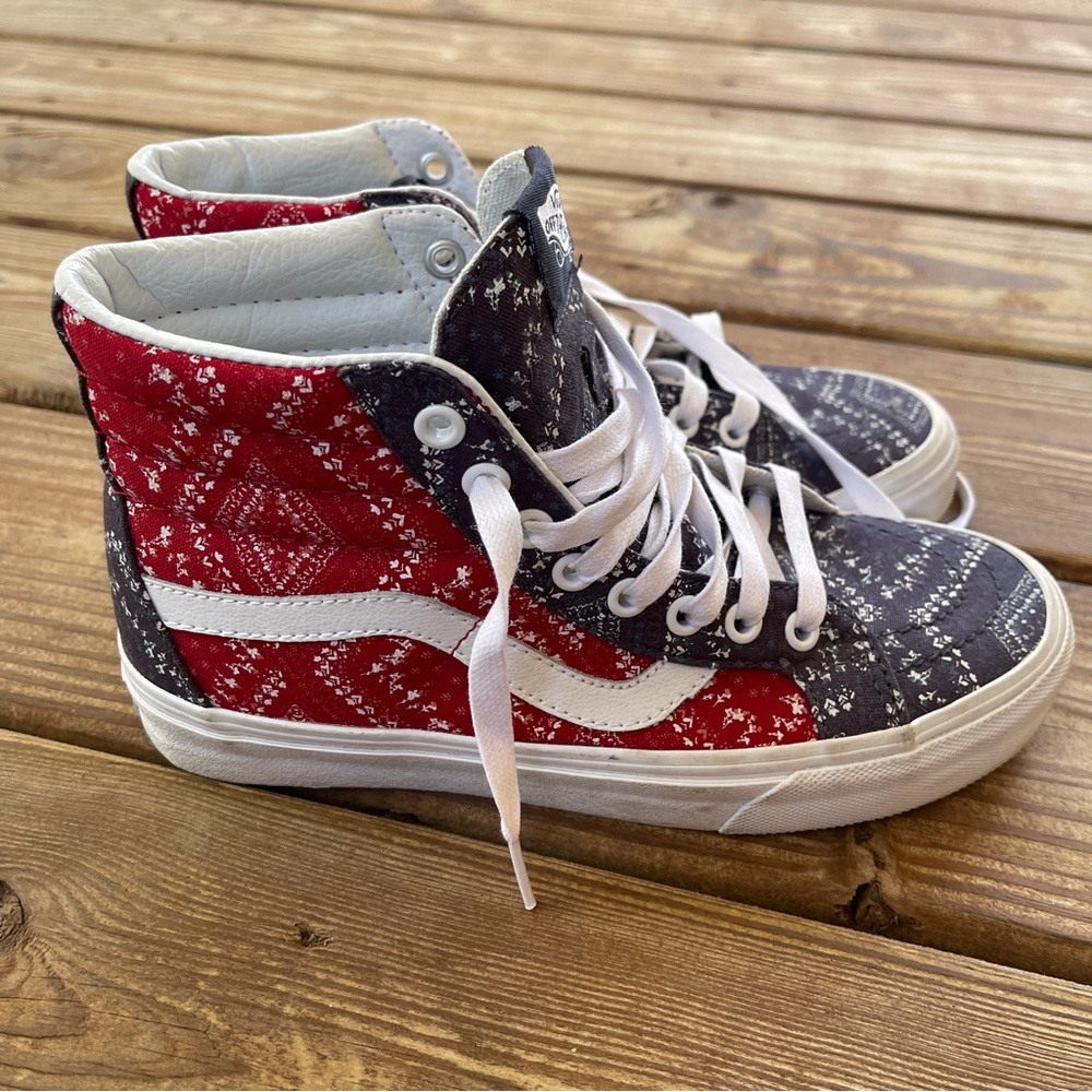 Vans Sk8-Hi Red Black Distressed Print High Top Sneakers Women’s 6.5 - Picture 4 of 7